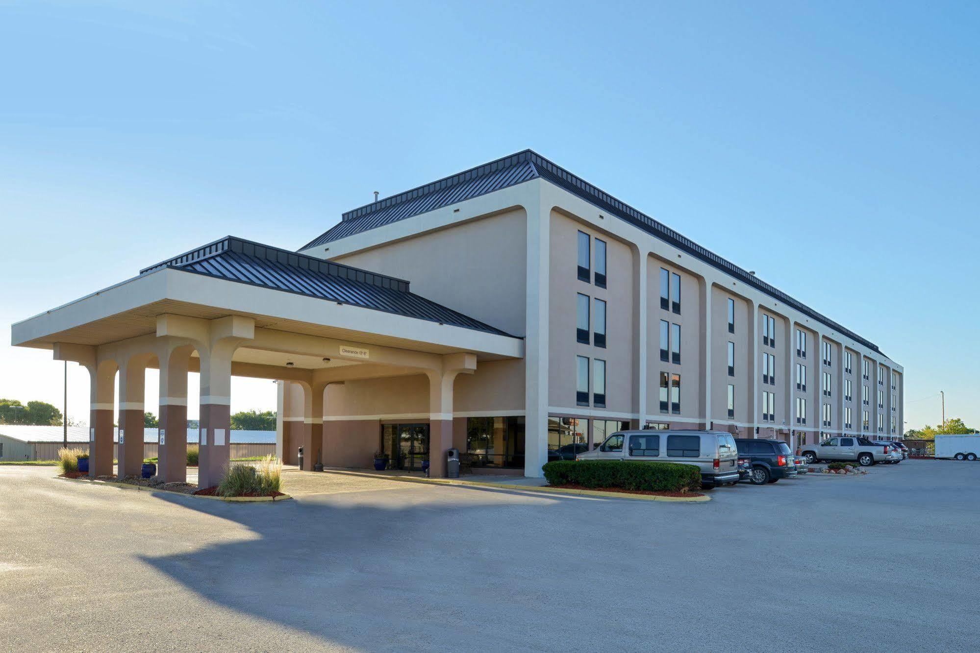 New Victorian Inn & Suites Omaha Zewnętrze zdjęcie